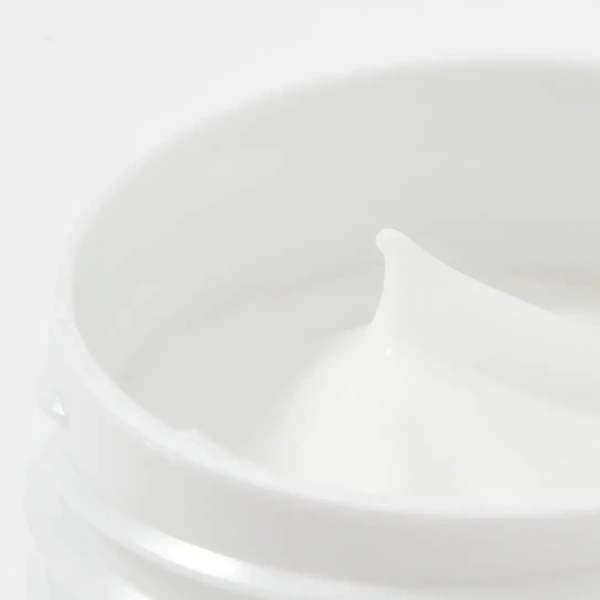 organic_zone_крем_для_ног_от_мозолей_и_натоптышей__шелковые_пяточки___50ml__5.jpg